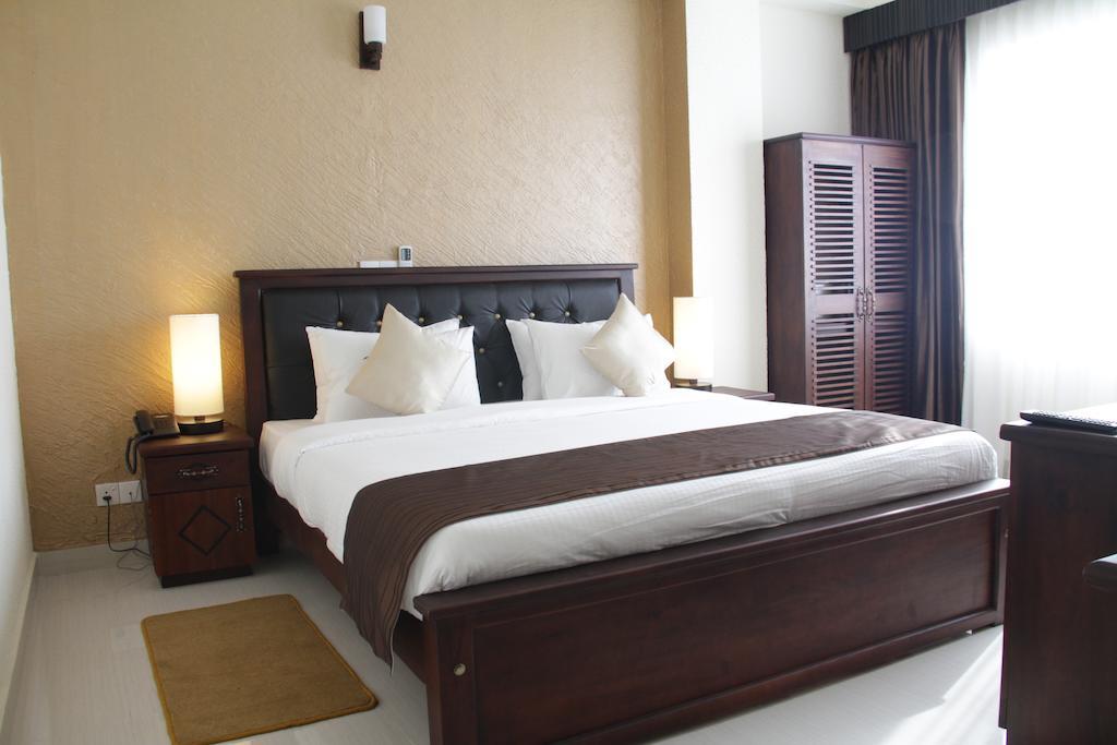 Hotel Sunhill - Kolombo Zewnętrze zdjęcie